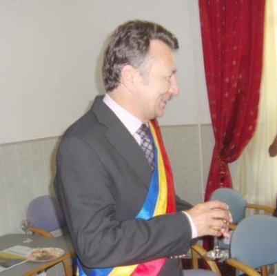 Miniştrii Culturii, Sănătăţii şi Turismului, premiaţi de Stan, la Techirghiol